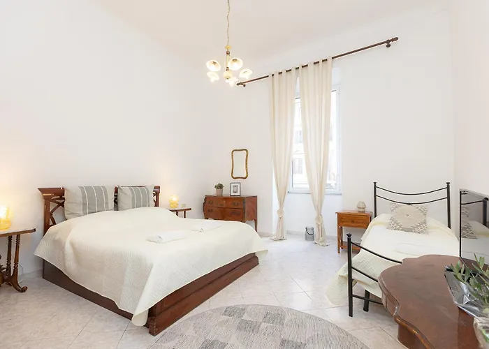 Pietroburgo By In Apartamento Roma